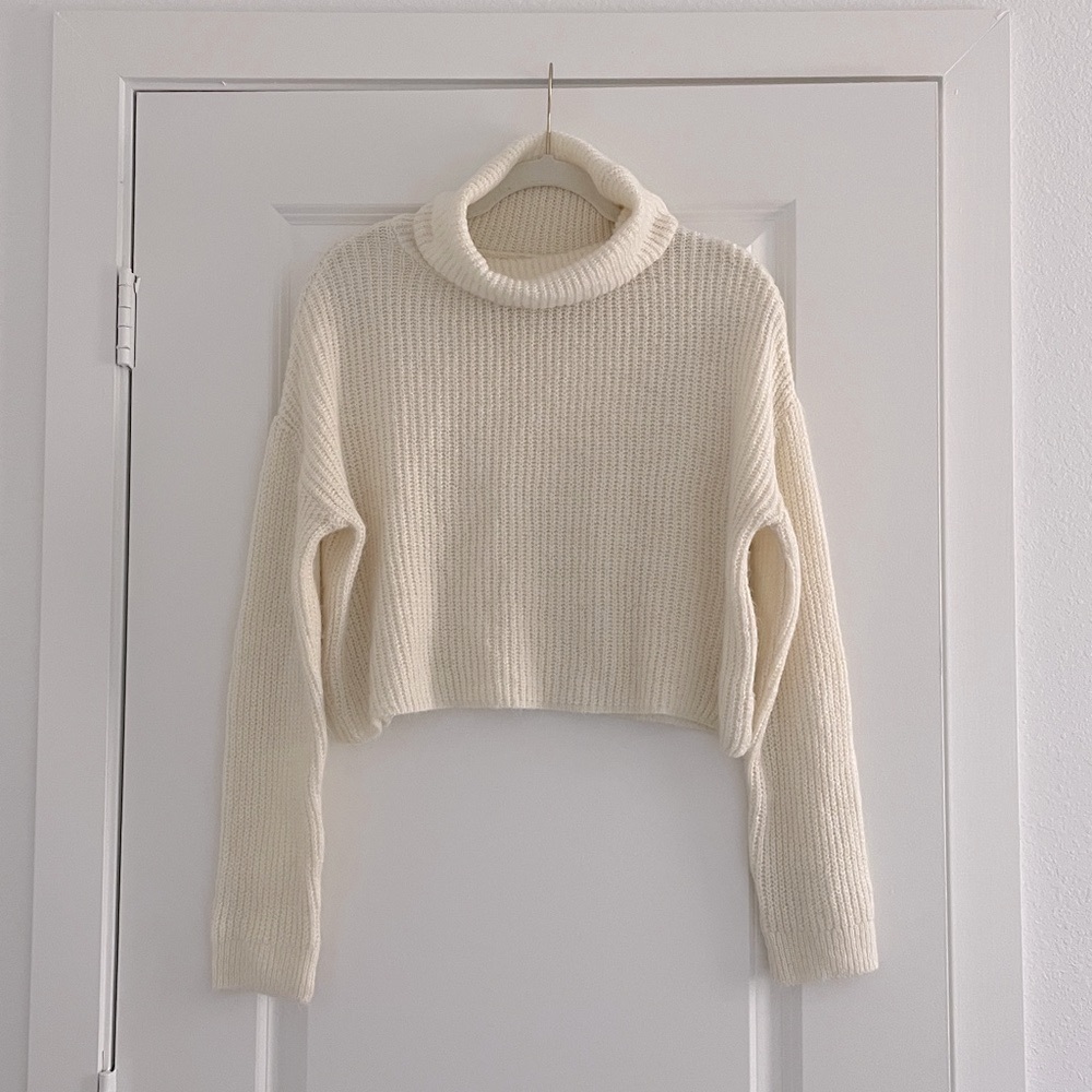 Francesca’s Turtleneck Crop Sweater Ribbed Ivory Staple Wardrobe